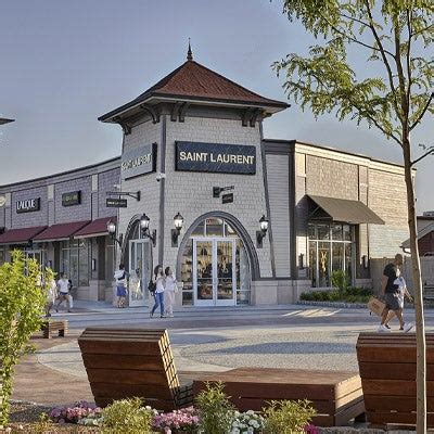 saint laurent woodbury commons